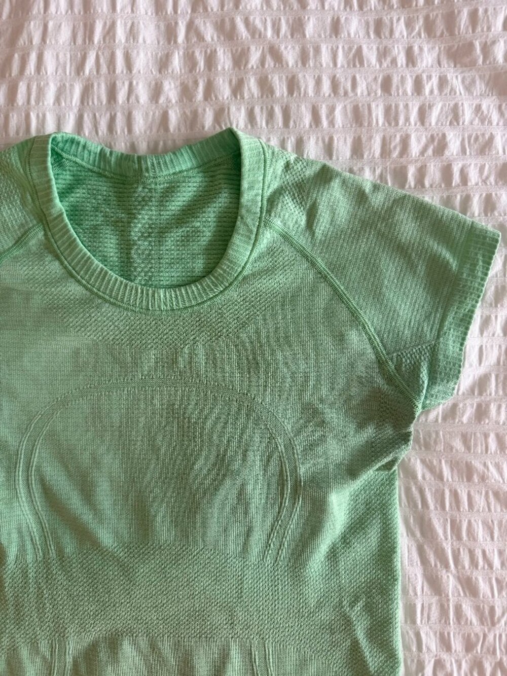 Lululemon Green Fitted Classic Athletic T-Shirt Activewear